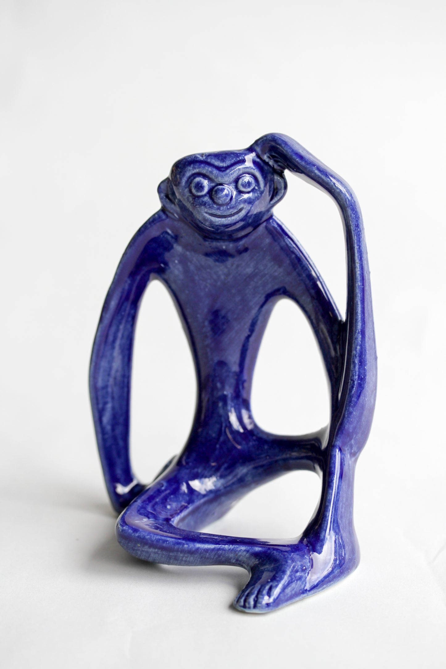 Monkey sculpture